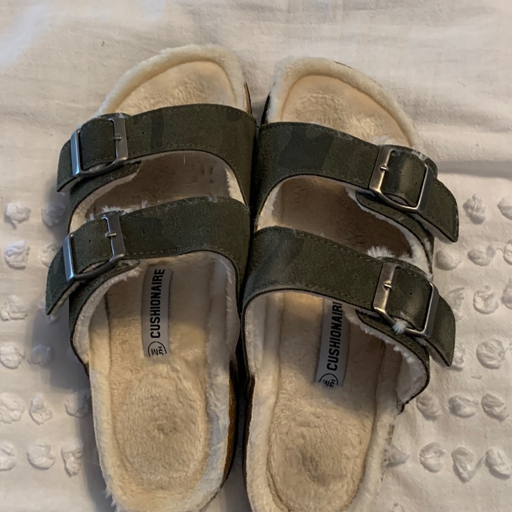 Cushionaire Sandal
